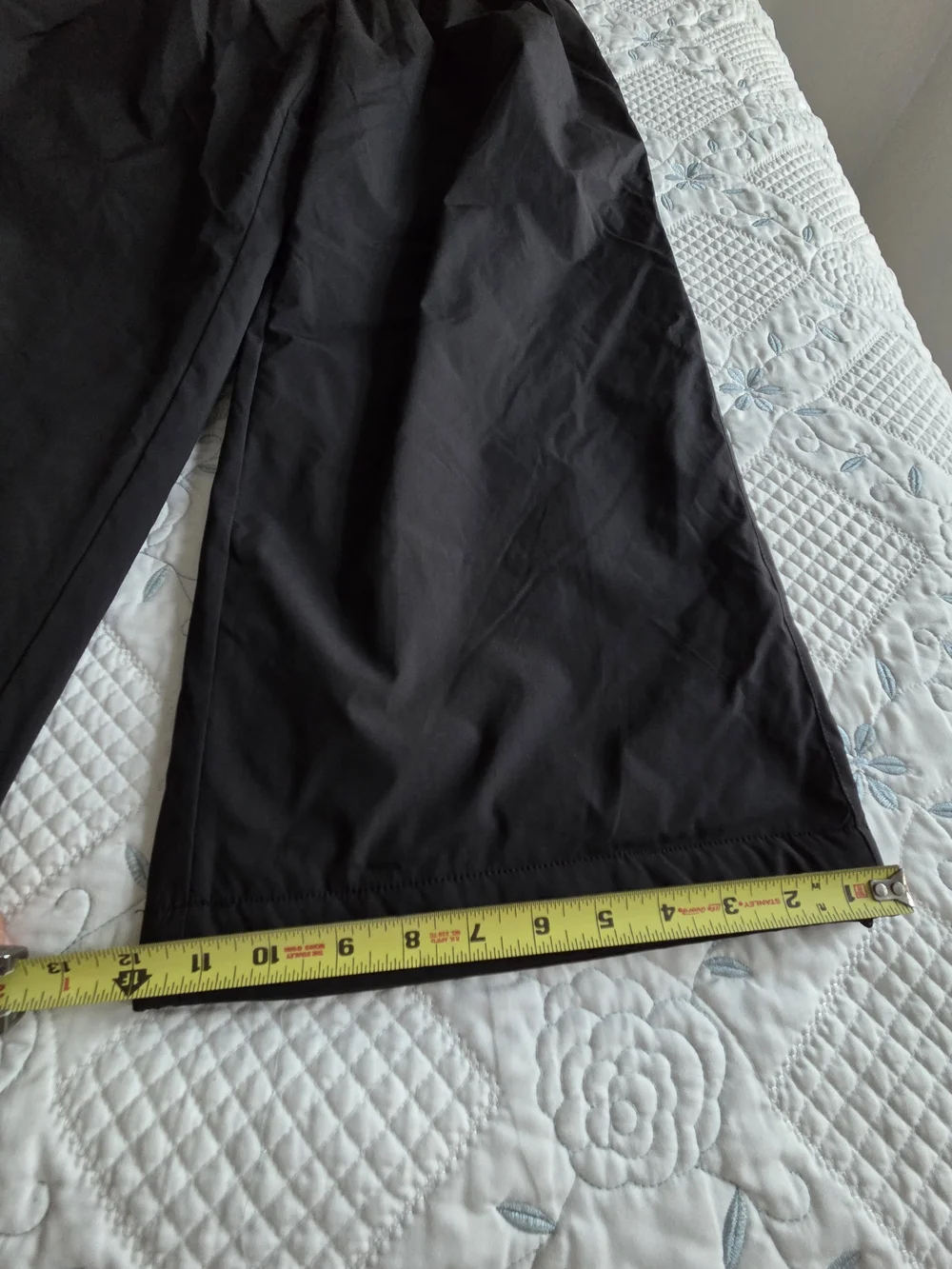 Sugar Wide-Leg Drawstring Sweatpants in Black